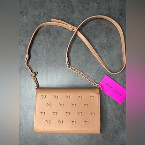 Betsey Johnson XO Sybil Bows Studded Pink Cream Clutch Purse Crossbody Bag NEW